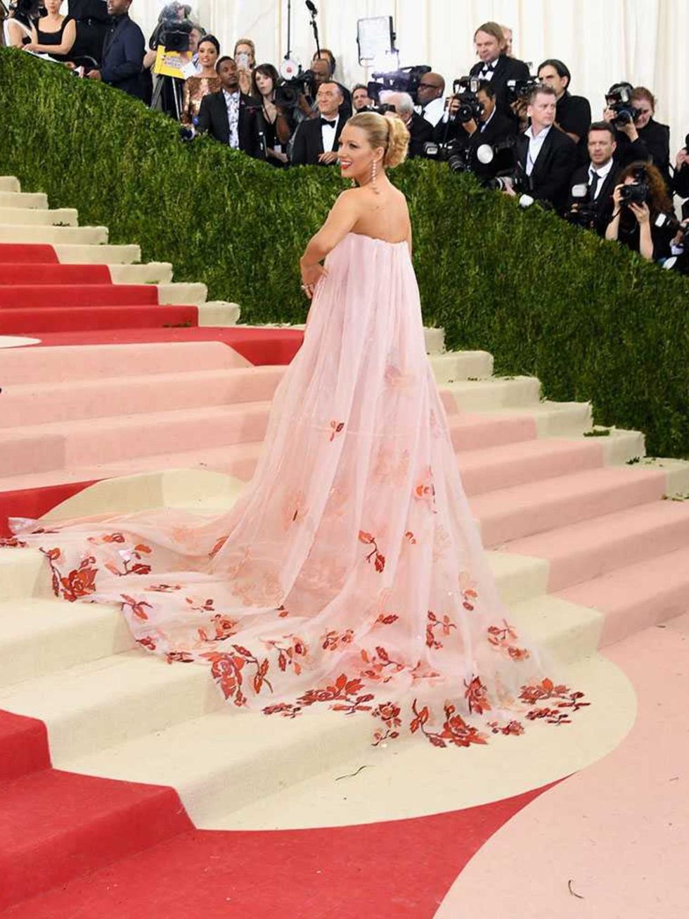 <p>In a sea of (sometimes ill advised) sci fi influenced costumes, Blake Lively's gown was an all out ode to romance and roses courtesy of Burberry. </p>

<p>Simply Beautiful.</p>

<p> </p>