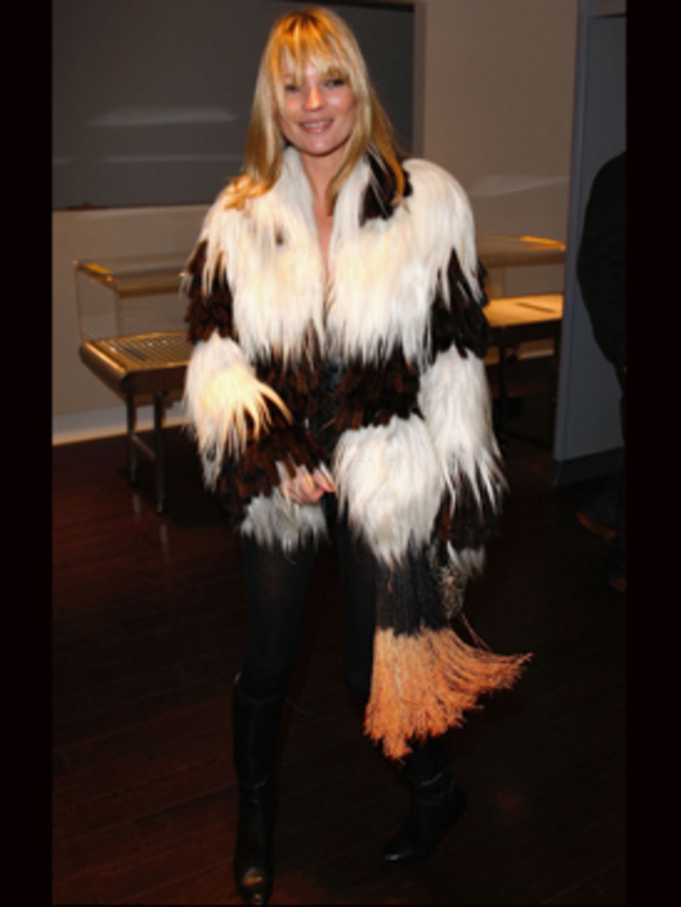 <p>Kate Moss - in a new goat hair coat. Sexy and cosy!</p>