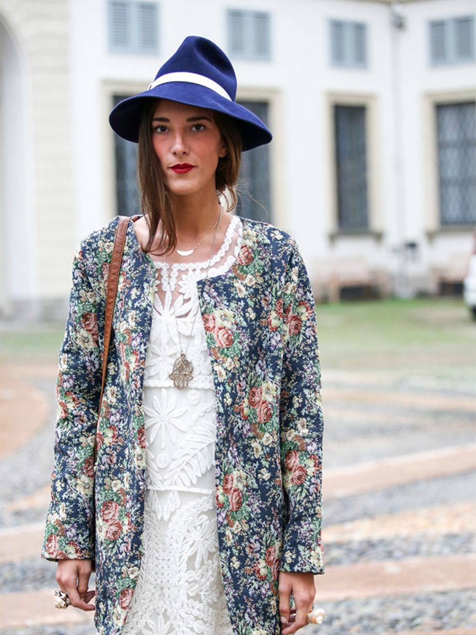 Martina wears Molly dress, vintage hat, jacket from her boutique Noftalinam.