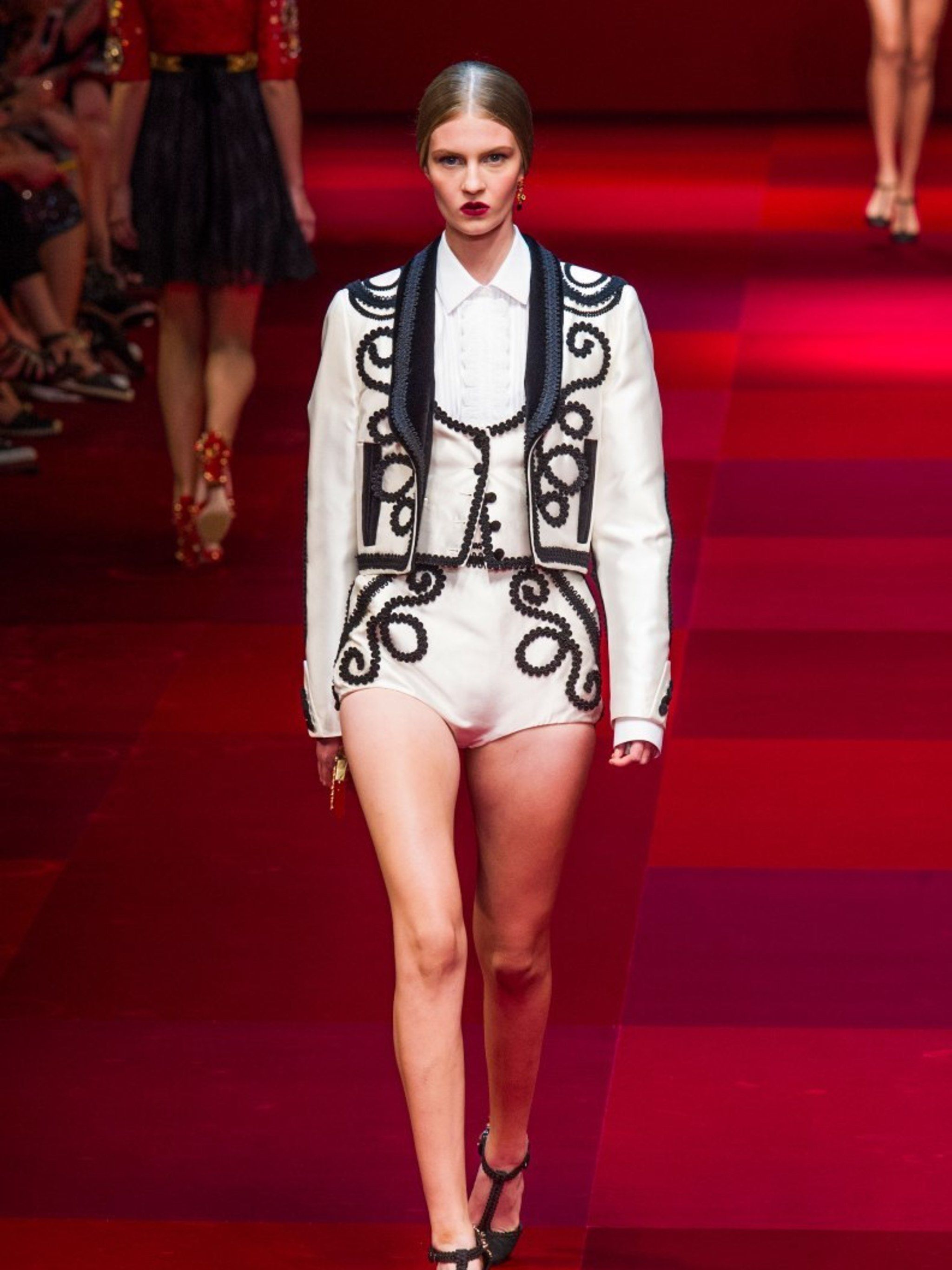 Dolce and discount gabbana 2015