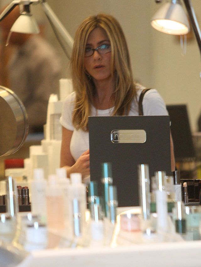 <p>We spotted actress <a href="http://www.elleuk.com/news/Star-style-News/a-week-in-jennifer-aniston-s-style">Jennifer Aniston</a> shopping for a new lipstick at Barney's in New York on Sunday and, being dedicated Jen followers, we couldnt rest until we