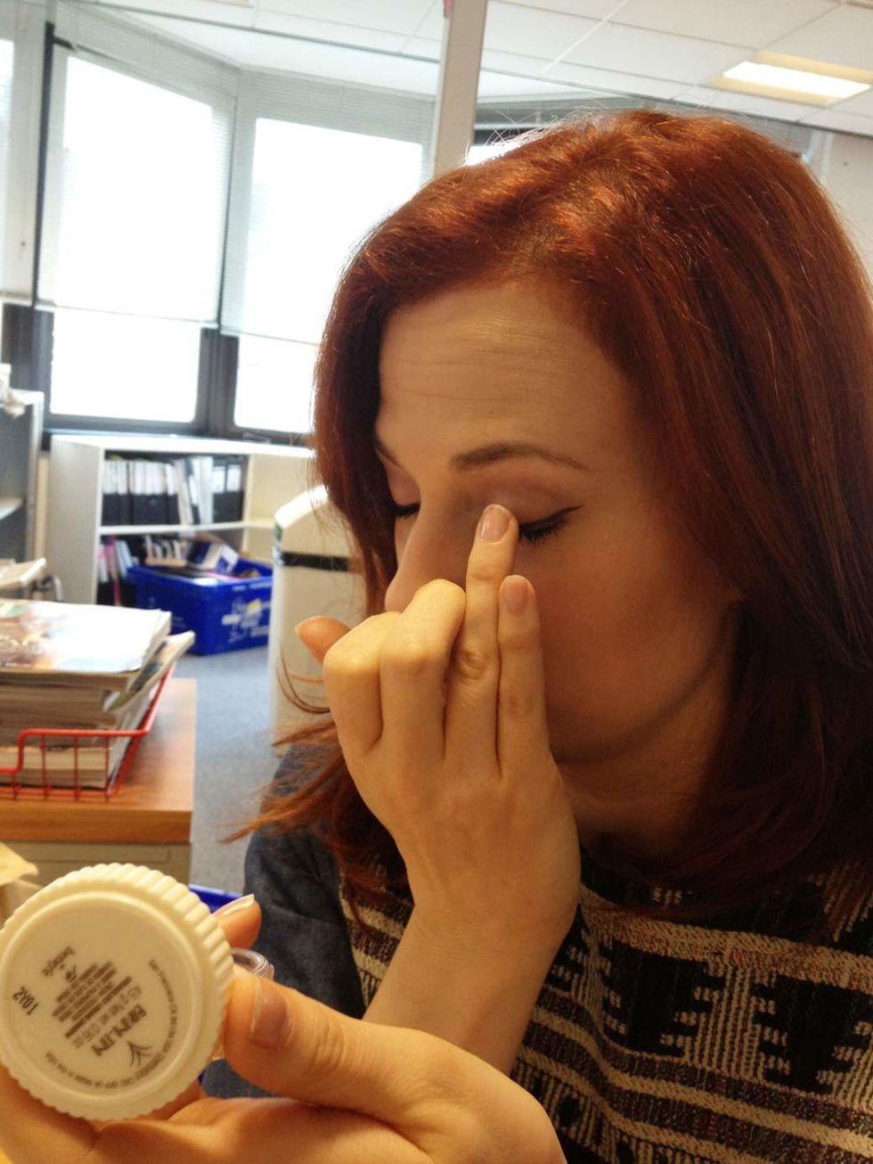 <p><em>Beauty Director, Sophie Beresiner</em></p><p>Doing this at my desk is a little tricky. I'm starting by contouring my lid. I used a <a href="http://www.benefitcosmetics.co.uk/product/view/creaseless-cream-eyeshadow-liner">Benefit Creaseless Cream Sh