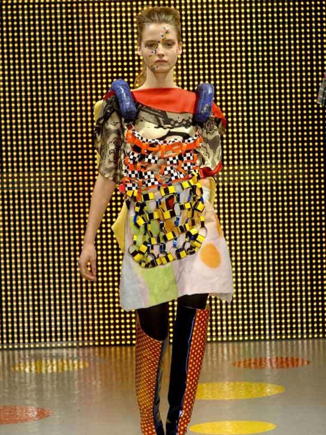 <p>And she didnt disappoint.</p><p>Her print-heavy collection (sponsored by COTTON USA) centred around spots, stripes and checks and drew inspiration from Grays Scottish heritage. Tartan was overlaid with foil prints, sequin stripes were paired with her