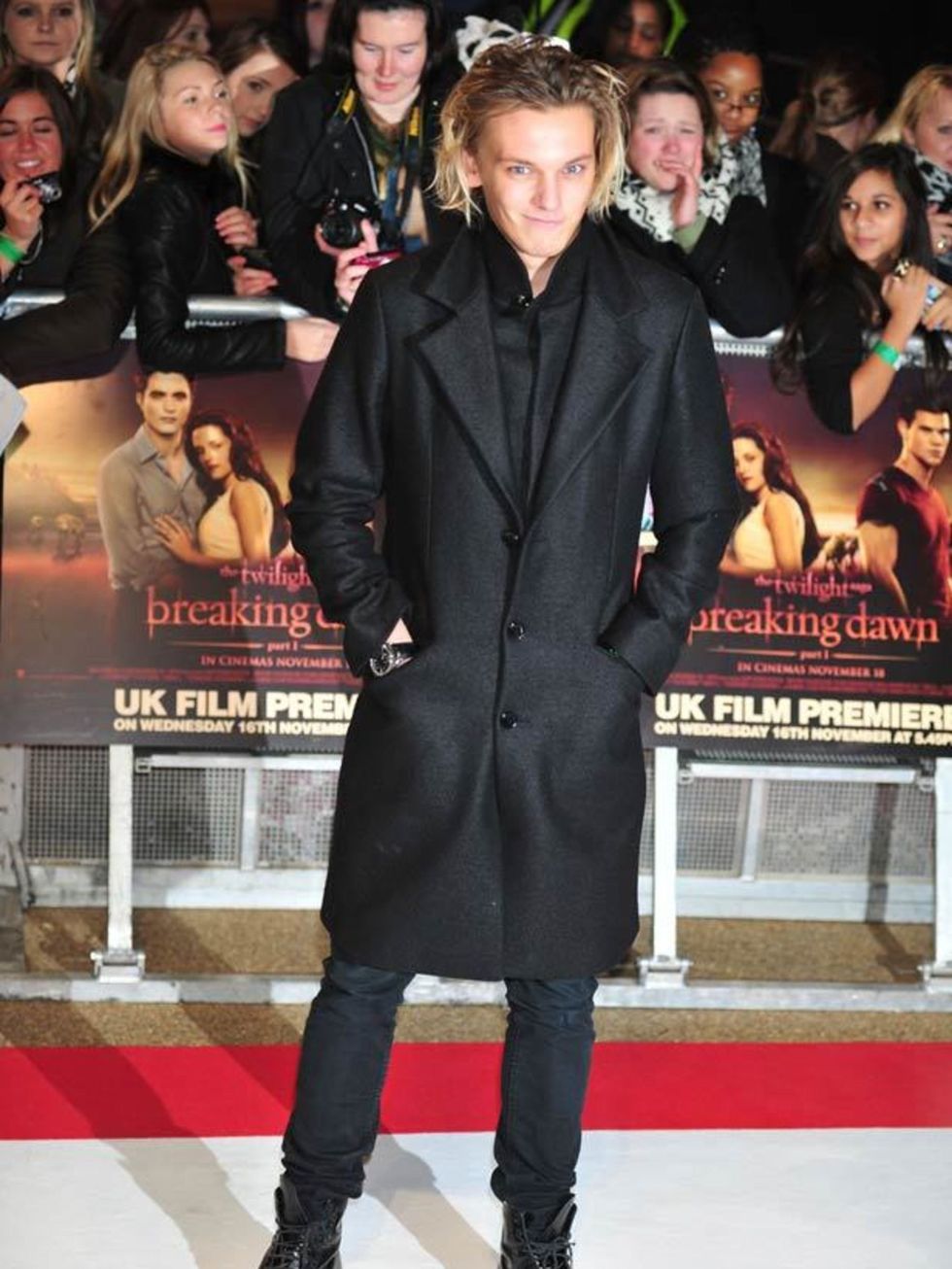 <p>Jamie Campbell Bower wears a wool <a href="http://www.elleuk.com/catwalk/collections/jil-sander/">Jil Sander</a> coat to the London premiere of <em>Breaking Dawn Part I</em>.</p>