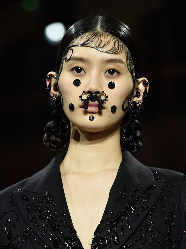 autumn-winter-givenchy-2015-getty-thumb
