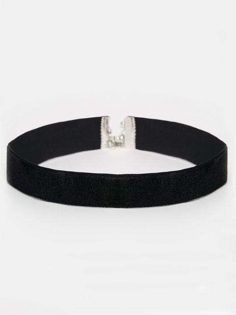 11 Chokers To Spruce Up Any Outfit