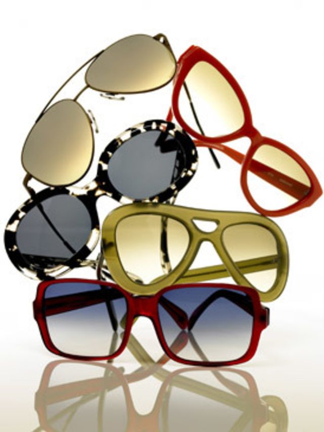 <p>  </p><p>Mulberry have teamed up with iconic sunglasses brand Cutler &amp; Gross to produce the range for spring summer 08, drawing inspiration from Cutler and Gross' historical sunglasses archive.</p><p>There are five designs, all named after girls na