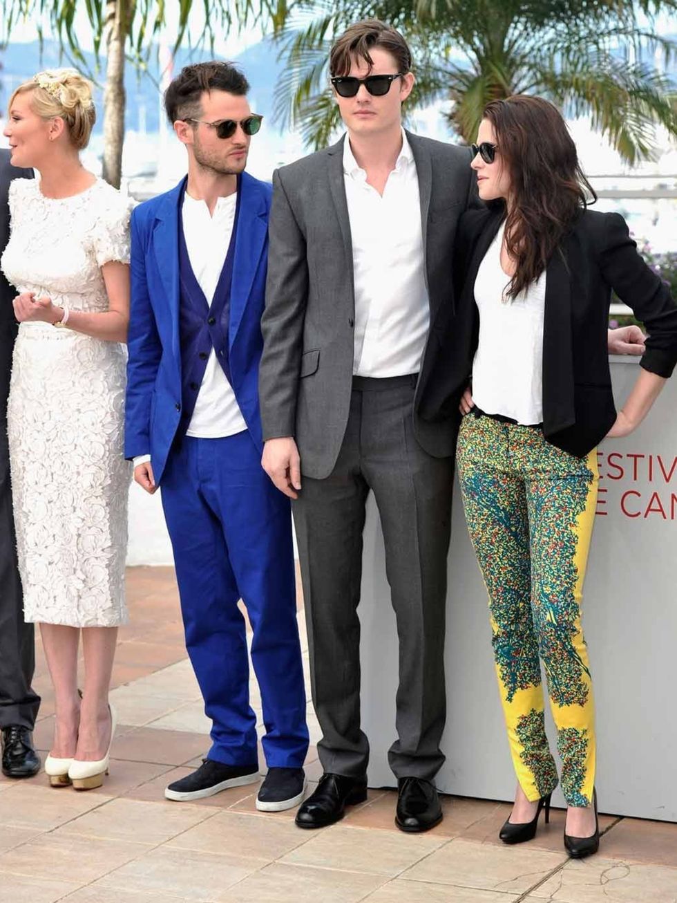 <p>Kirsten Dunst, Tom Sturridge, Sam Riley and Kristen Stewart at the On the Road photo call </p>