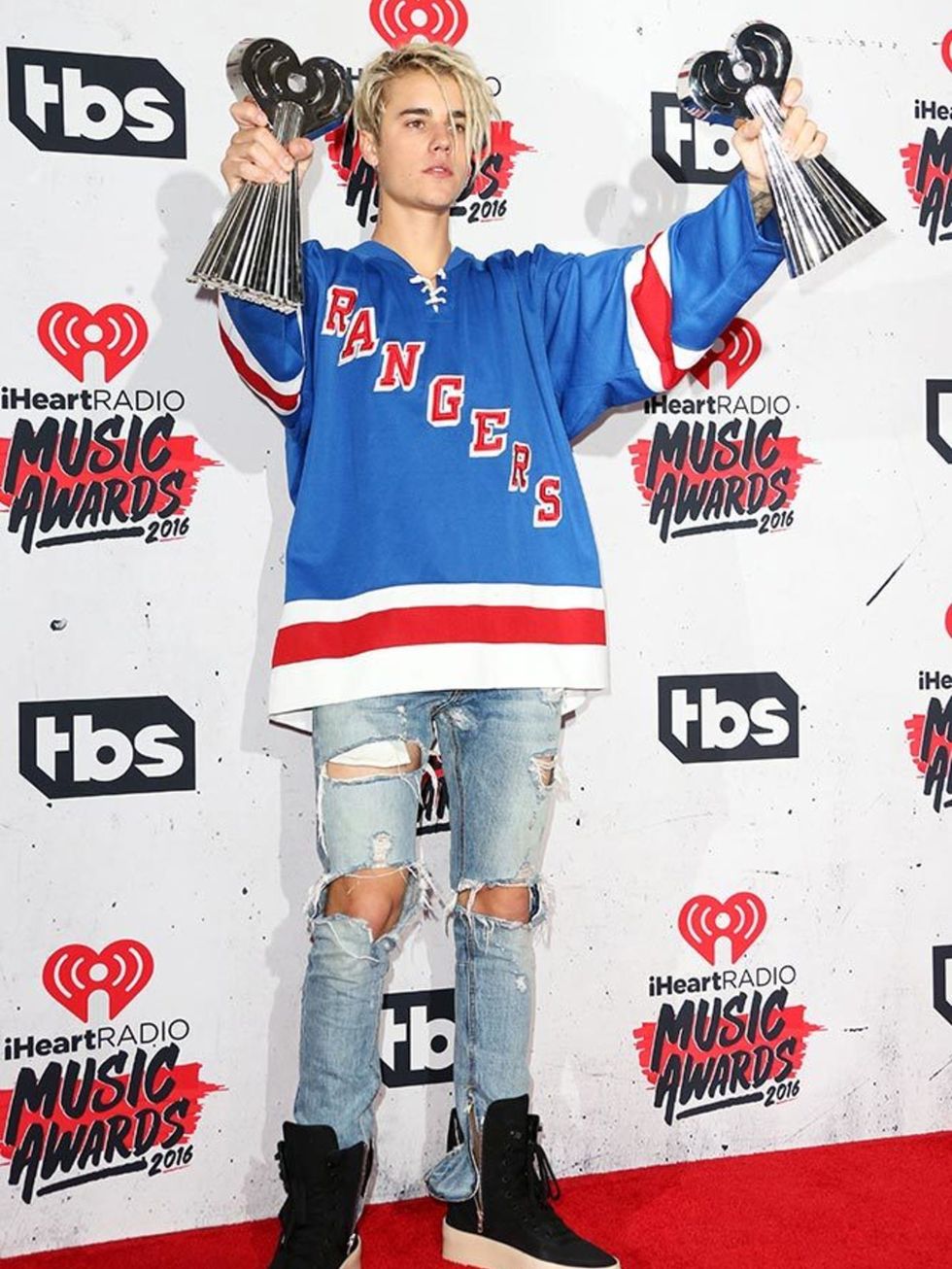 Justin Bieber attends the iHeart Radio Music awards in California, April 2016.