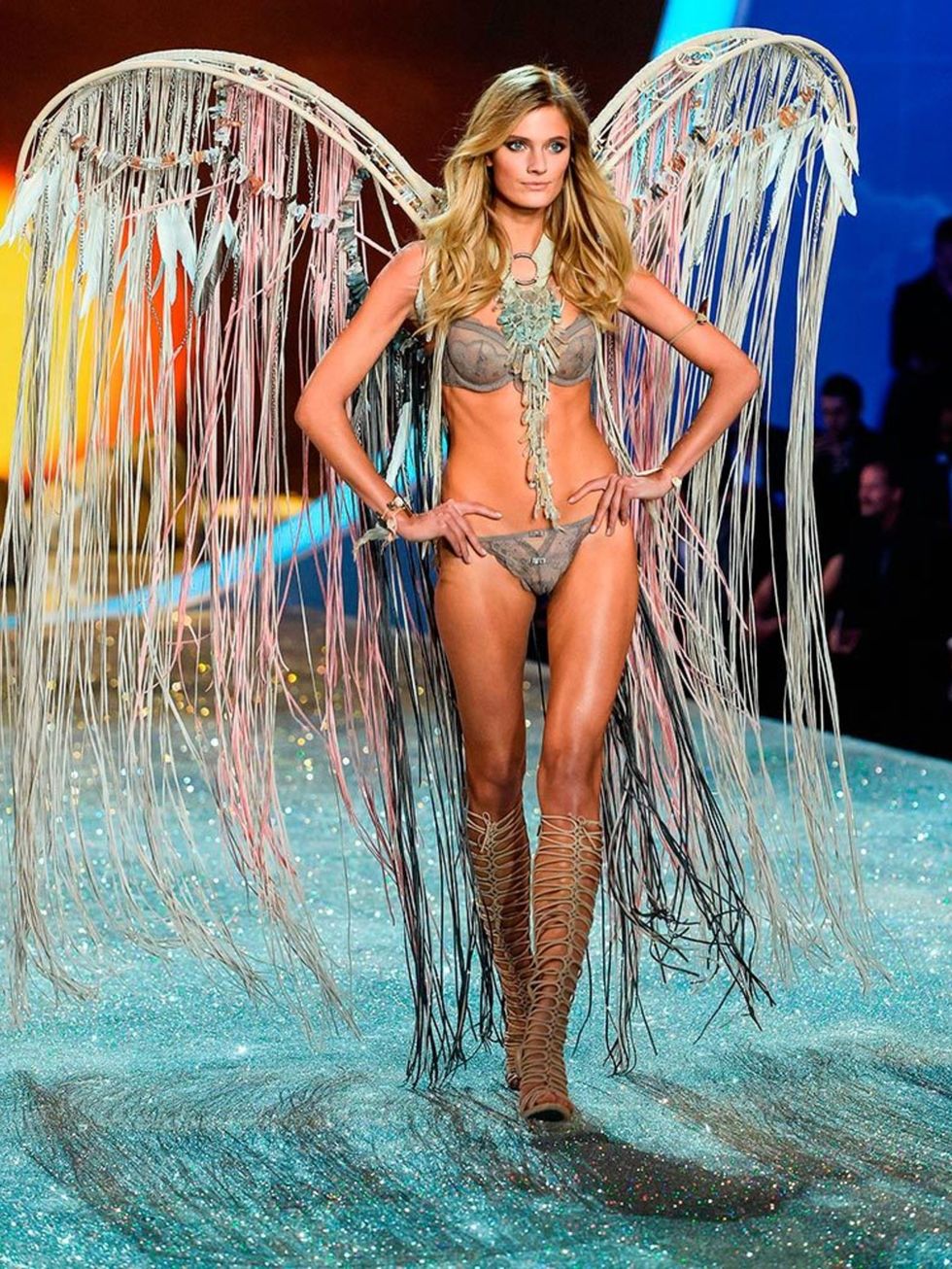 Taylor Swift was made for the Victoria's Secret fashion show: Why
