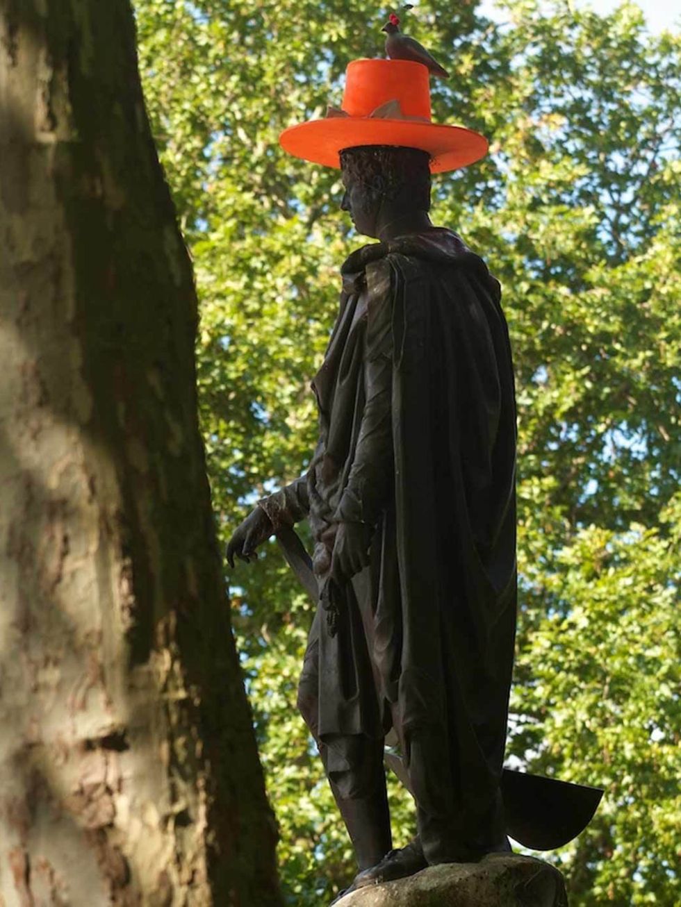 <p>Piers Atkinson's Hatwalk contribution, on the sculpture of Francis, Duke of Bedford in Russell Square</p>