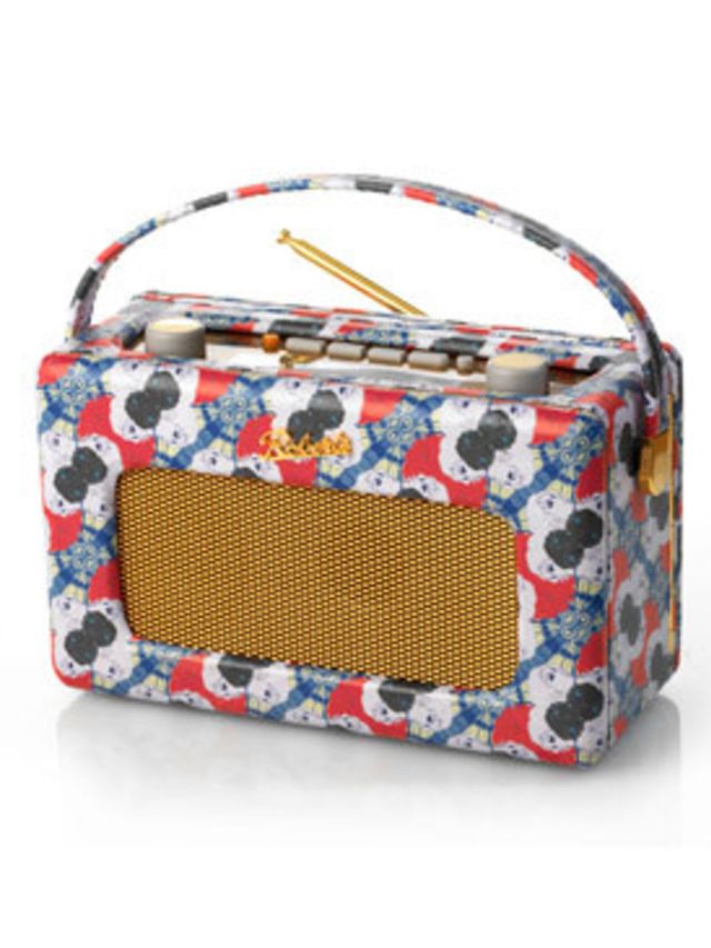 <p>This isn't the first time that <a href="">Kane</a> has teamed up with the electrical retailer - last year he designed a gadget bag for them - and this time around he has turned his attention to the Roberts radio. He has re-worked the iconic design with