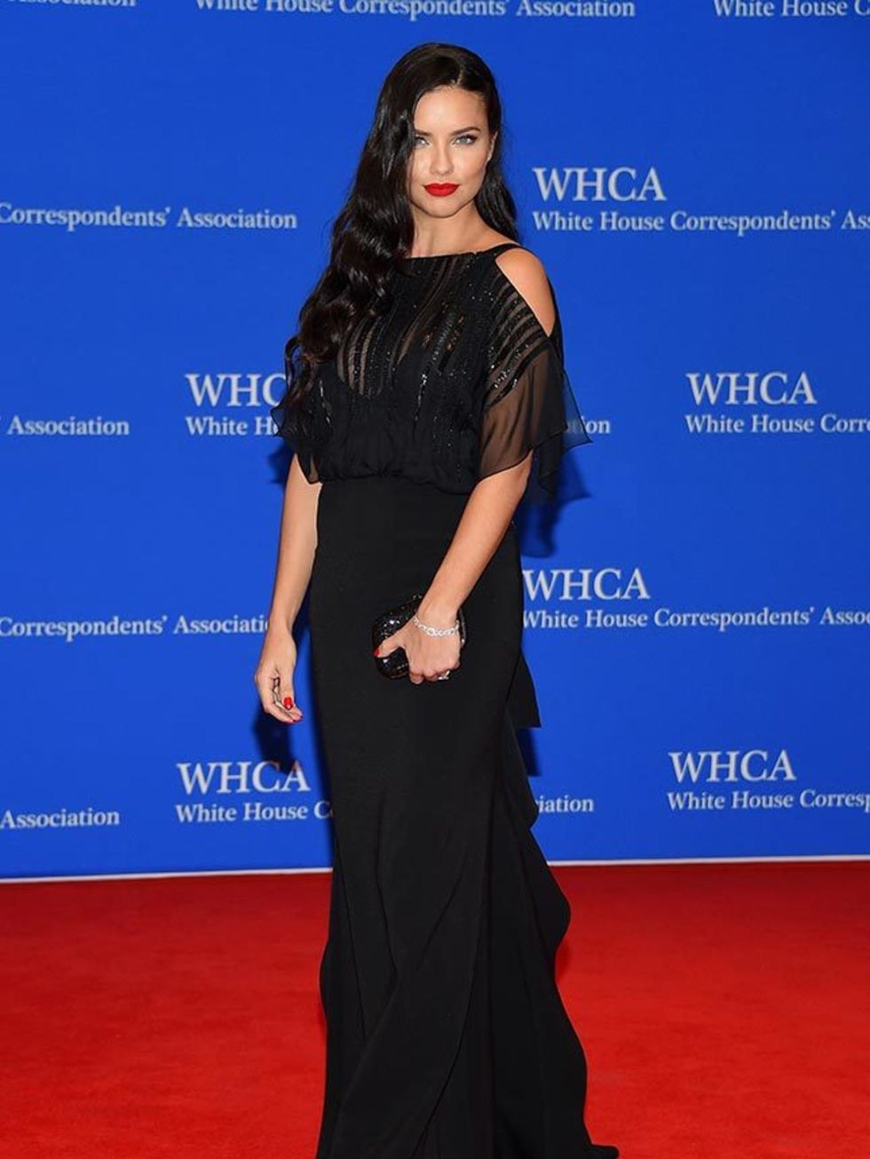 <p>Adriana Lima, in Bibhu Mohapatra, attends the 101st Annual White House Correspondents' Dinner in Washington, April 2015.</p>