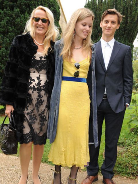 Lady Mary Charteris wears Pam Hogg on her wedding day | Elle UK