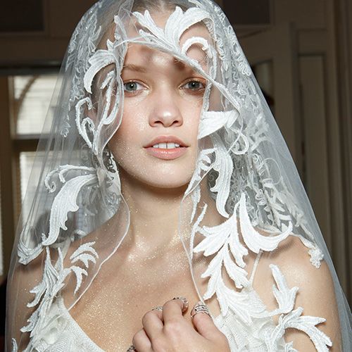 Wedding Inspiration Daily 116 Julien Macdonald S Veil