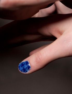 Blue, Finger, Skin, Nail, Nail care, Nail polish, Purple, Manicure, Violet, Electric blue, 