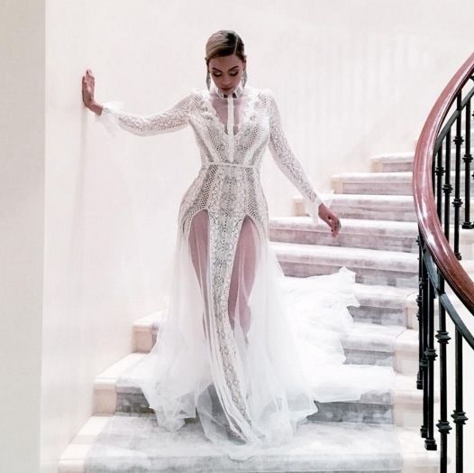 Beyonce didn't really like her wedding dress when she married Jay Z that  her own mum Tina designed - Mirror Online