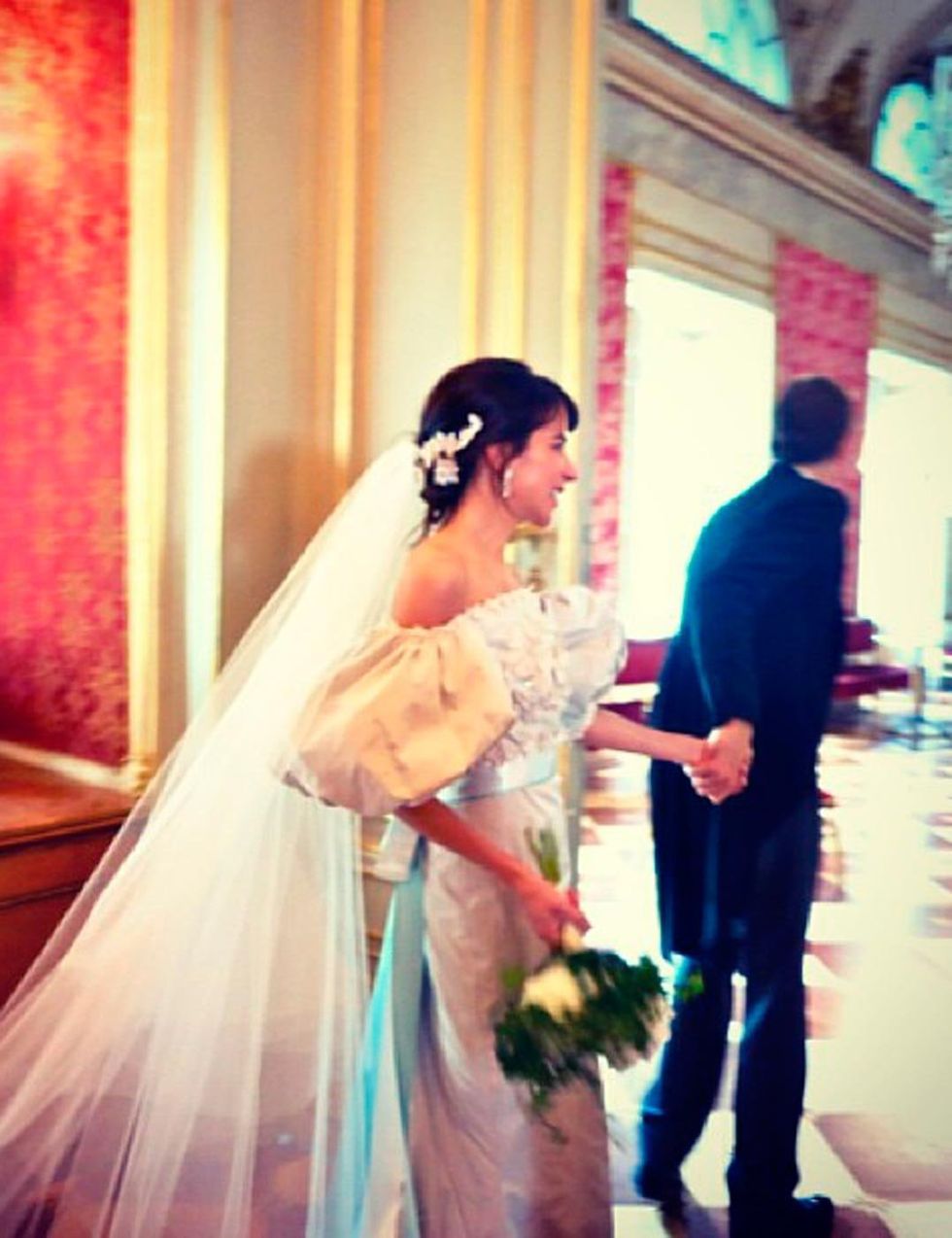 Bridal veil, Veil, Trousers, Bridal clothing, Photograph, Wedding dress, Bride, Gown, Formal wear, Dress, 