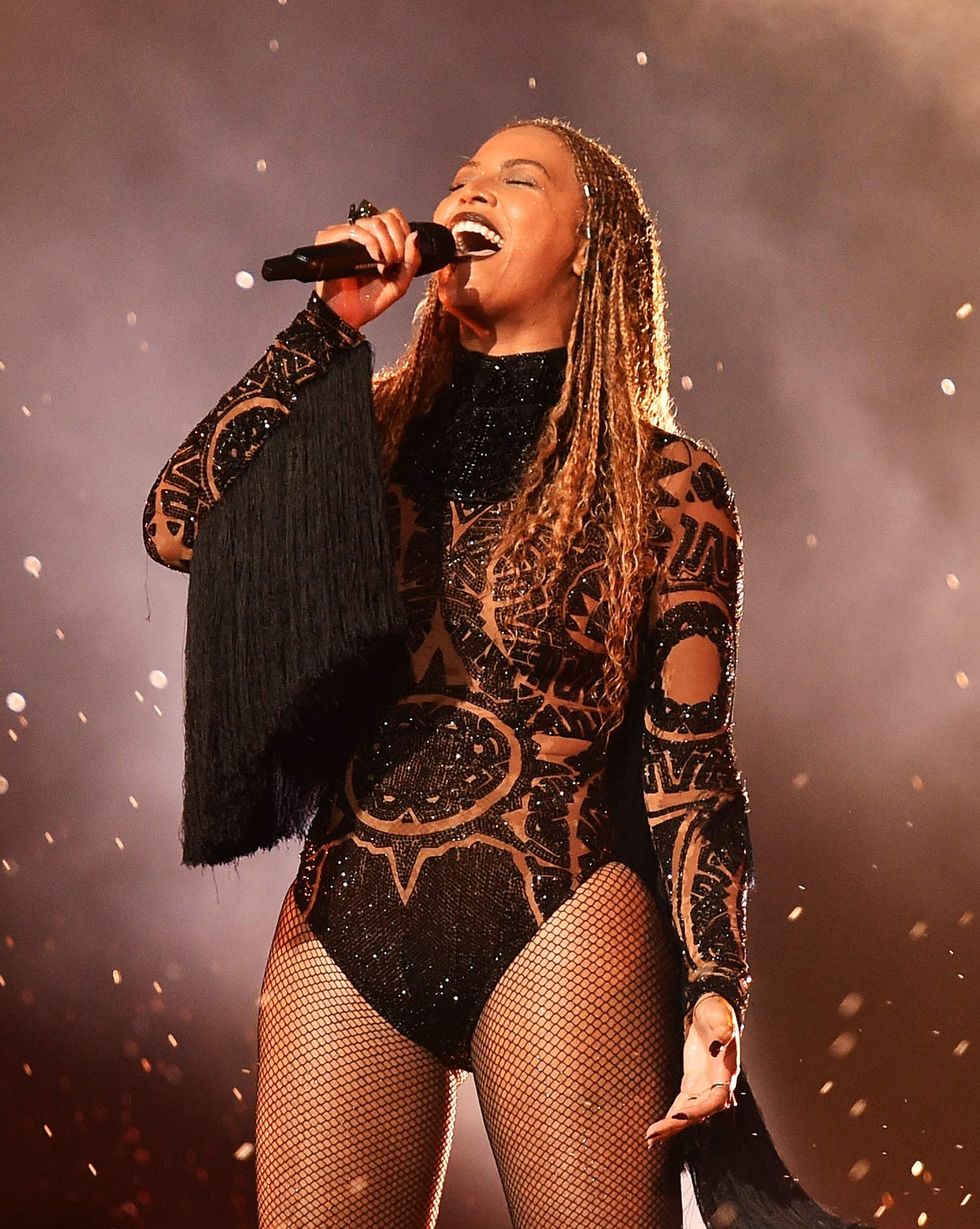 Beyonce performing at BET Awards 2016