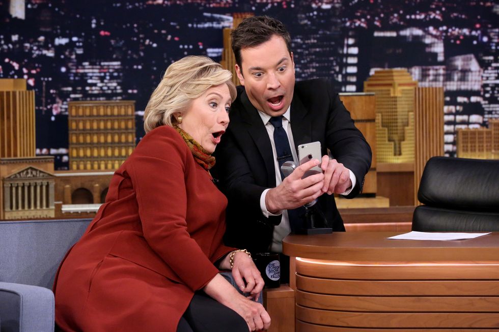 Hilary Clinton and Jimmy Fallon take selfie | ELLE UK
