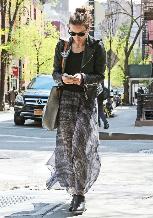 Model on iPhone in New York City | ELLE UK