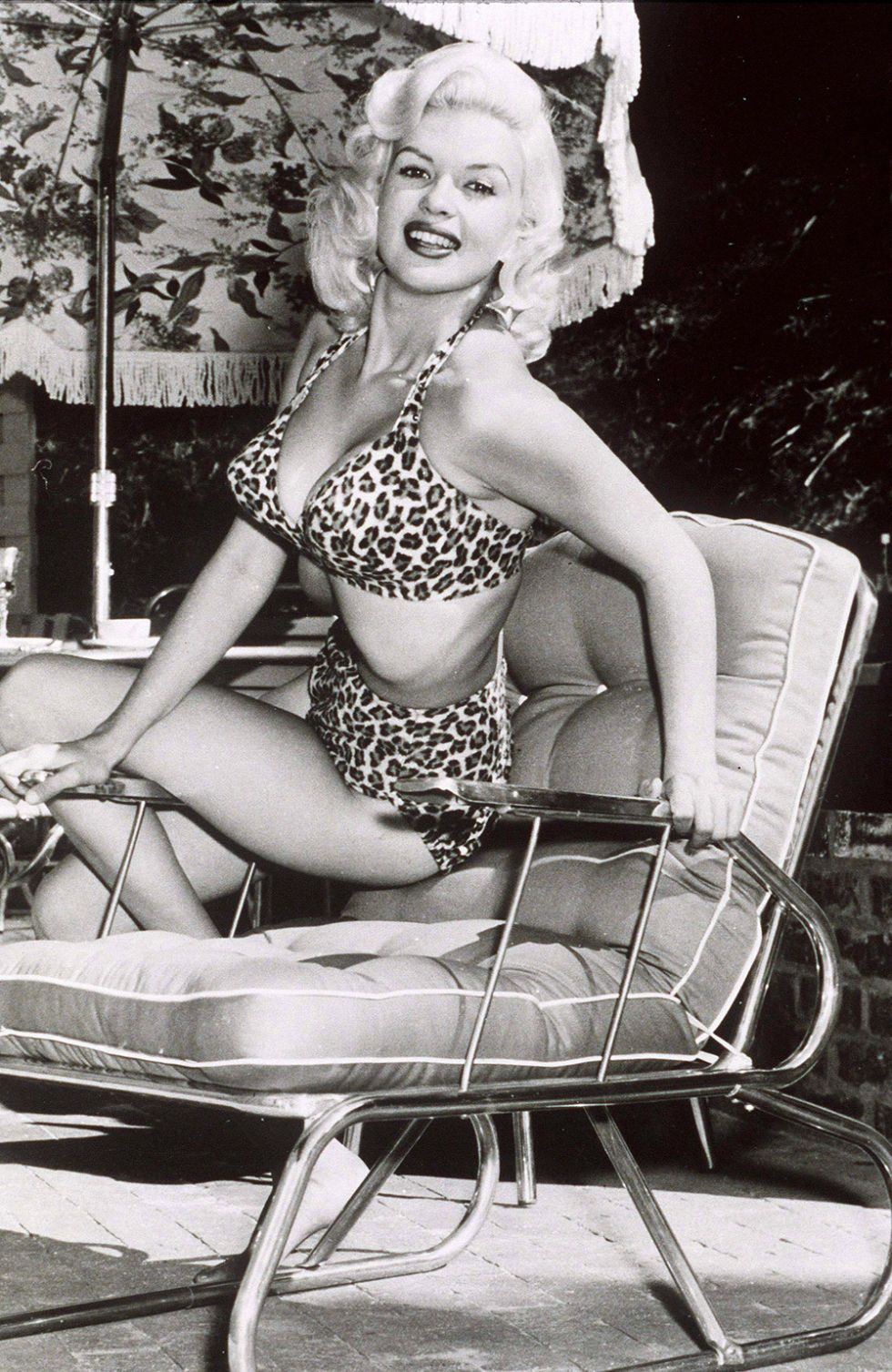 Jayne Mansfield bikini 1960 | ELLE UK