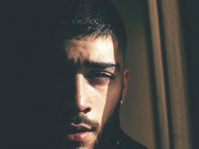 Behind The Scenes With Zayn Malik Exclusive Extra Images From The Elle Cover Shoot 