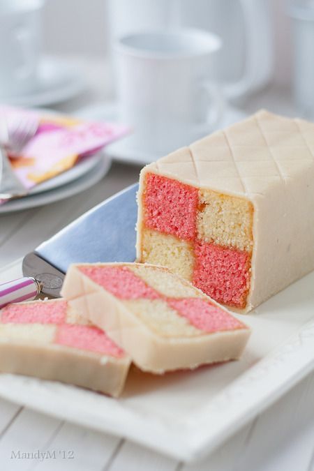 Battenburg cake | ELLE UK