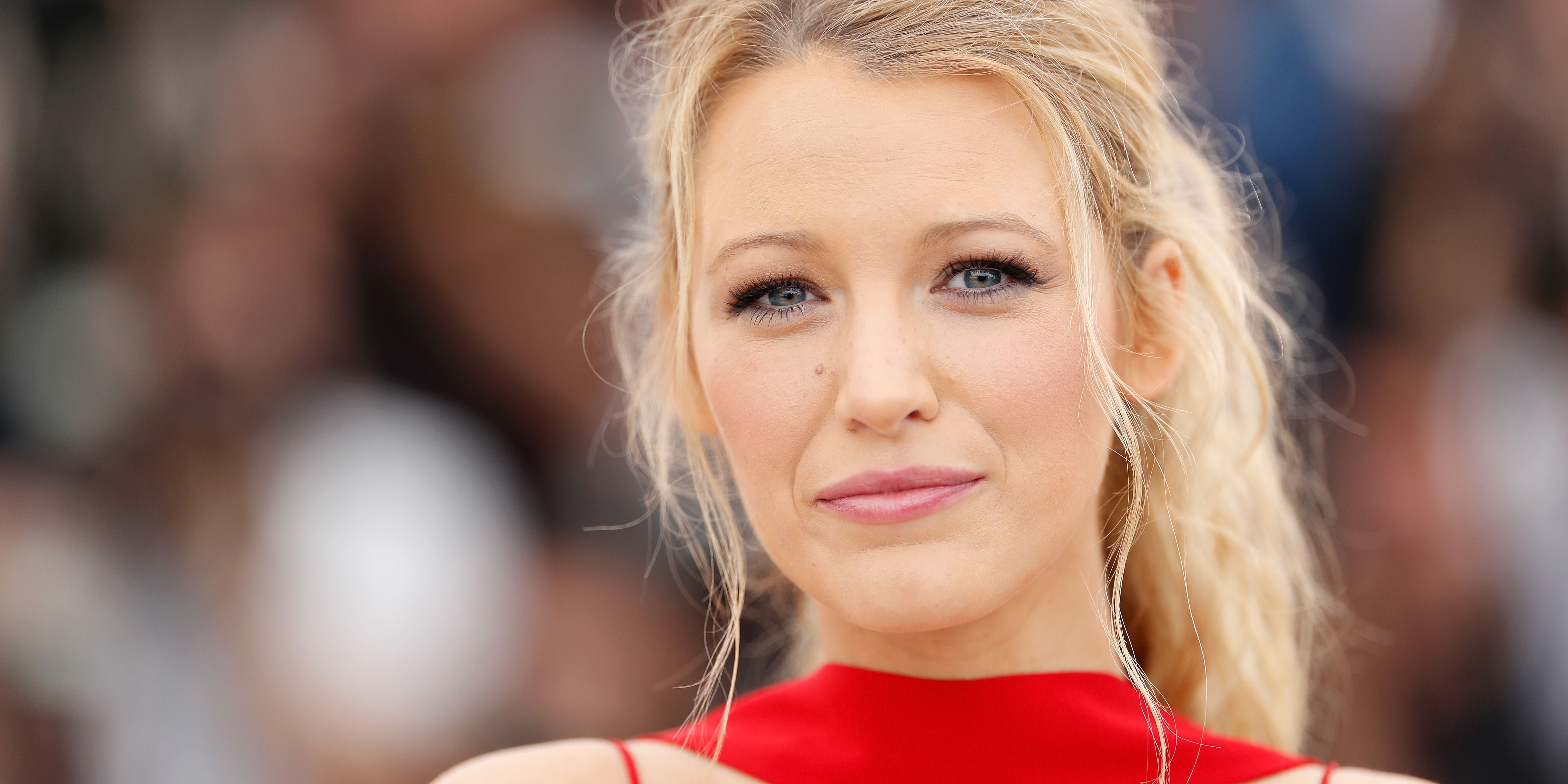 How To Get Blake Lively S Blonde By Her Hair Colourist