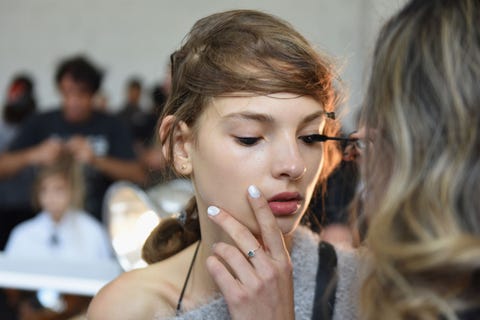 New York Fashion Week SS17 : The Best Backstage Hair