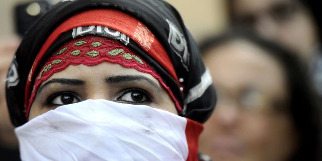 Women protesting virginity tests in Egypt | ELLE UK