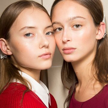 Backstage hair and makeup at Roland Mouret Paris Fashion Week SS17