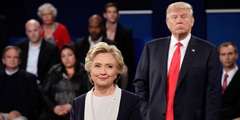 Hillary Clinton in front of Trump during debate | ELLE UK