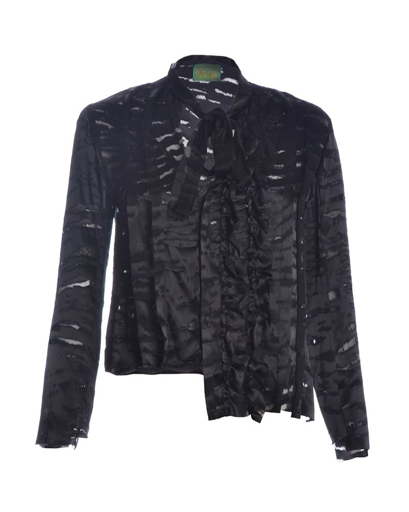 Clothing, Jacket, Sleeve, Coat, Textile, Outerwear, Collar, Fashion, Black, Leather, 
