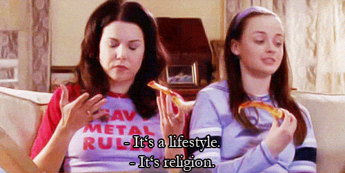 1477648964-finally-when-someone-asks-why-you-love-gilmore-girls-so-much.gif