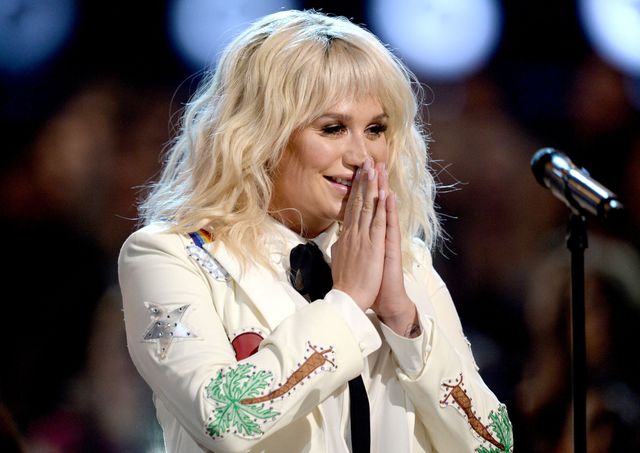 Kesha's christmas message to fans