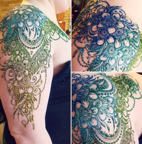 Shoulder Mehndi Designs For Those Who Love To get idea. | Henna tattoo  designs, Shoulder henna, Henna tattoo