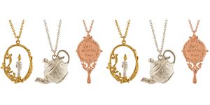 Jewellery, Pendant, Fashion accessory, Locket, Necklace, Body jewelry, Chain, Gold, Metal, 