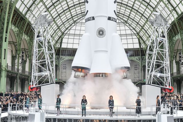 Chanel AW17 show set rocket ship