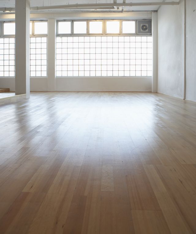 Floor, Laminate flooring, Wood flooring, Flooring, Property, Hardwood, Daylighting, Wood, Room, Architecture, 