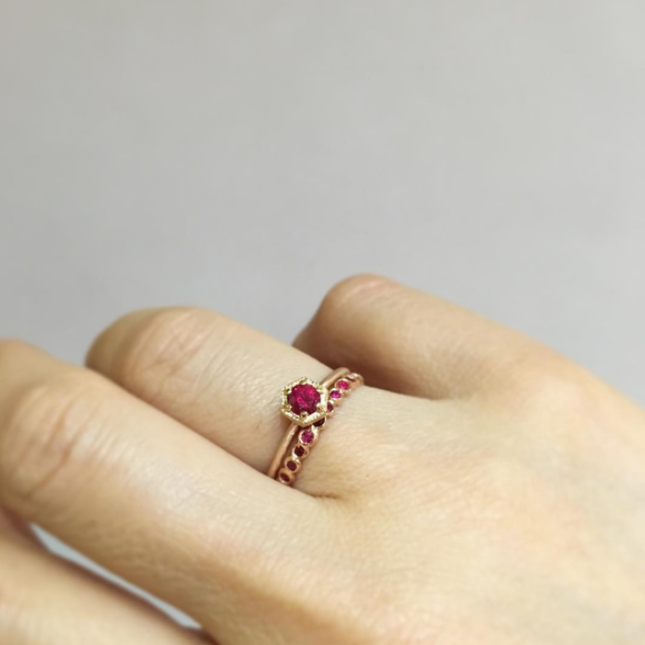 Satomi Kawakita Coloured Engagement Ring