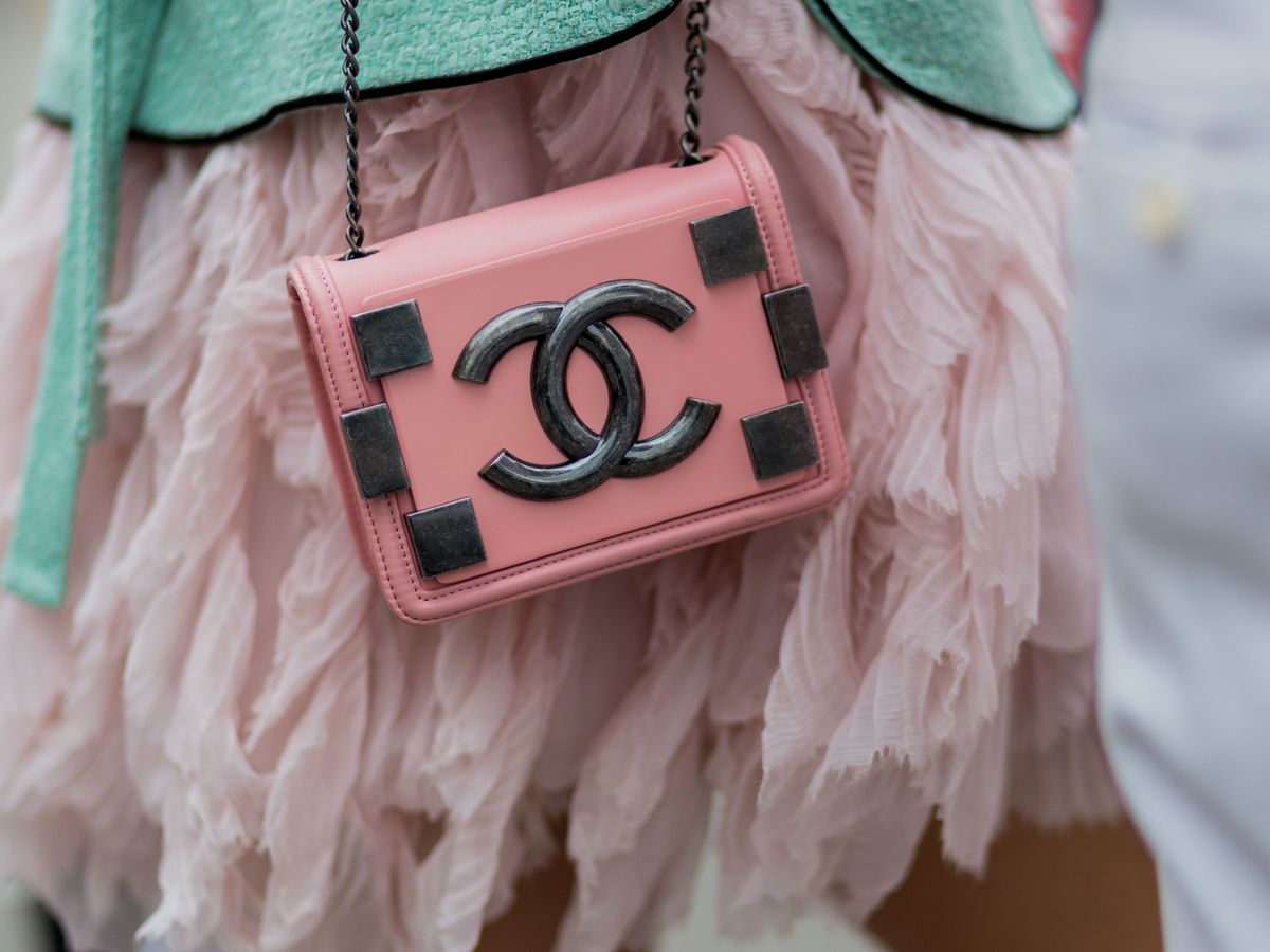 Vera May Handbags on X: 7 Ways To Spot Fake Designer HandBags!    / X