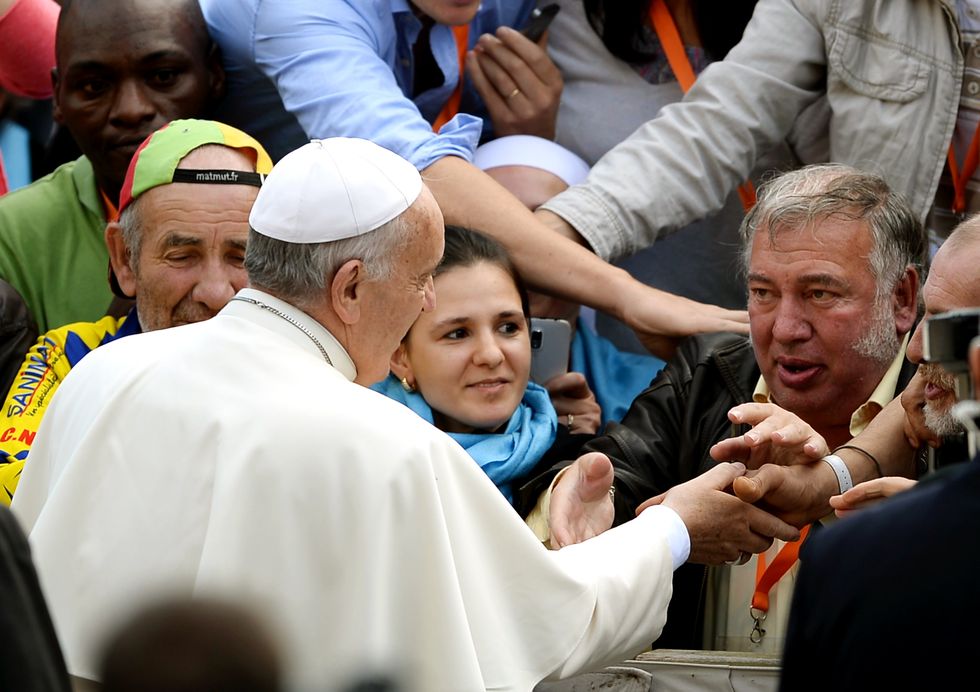 Pope Francis meeting the homeless | ELLE UK