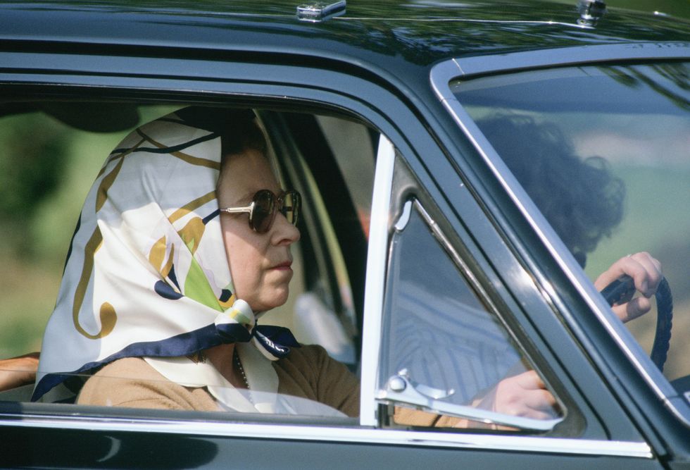 Queen Elizabeth driving | ELLE UK