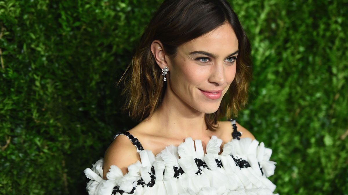 preview for Alexa Chung 'Ask Me Anything' With ELLE UK