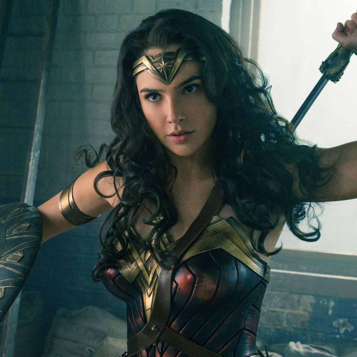 Wonder Woman 1984' Review: Be Careful What You Wish For - Heroic Hollywood