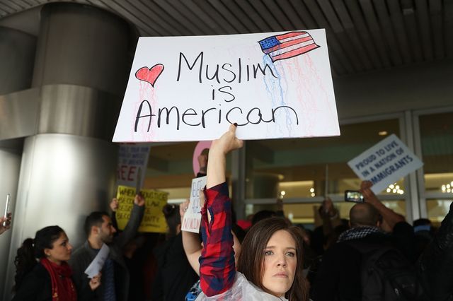 Protestors Rally Against Muslim Immigration Ban At Miami Airport | ELLE UK