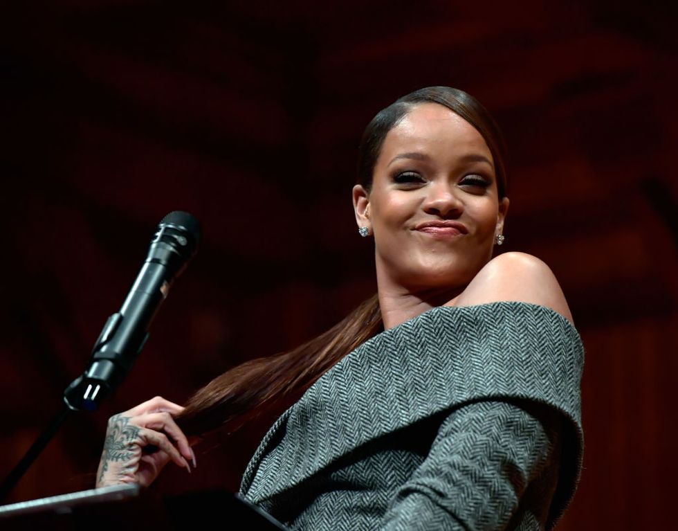 Harvard Foundation Honors Rihanna As Humanitarian Of The Year | ELLE UK