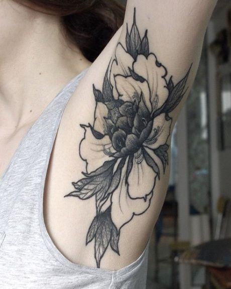 Armpit Tattoo Trend - Why Armpit Tattoos Are The Unexpectedly Cute New
