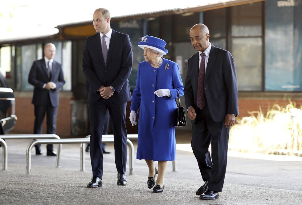 Queen Elizabeth and Prince William visit victims | ELLE UK